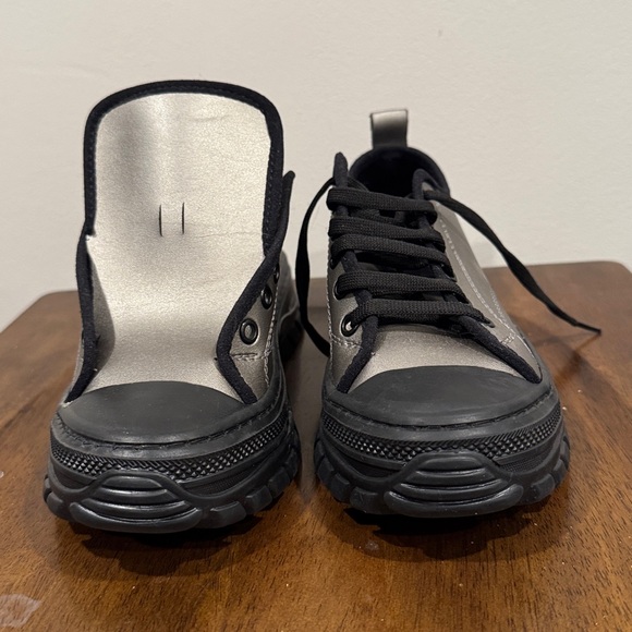 Metallic Grey Silver Black Lug Sole Low Top Sneakers - Picture 8 of 15